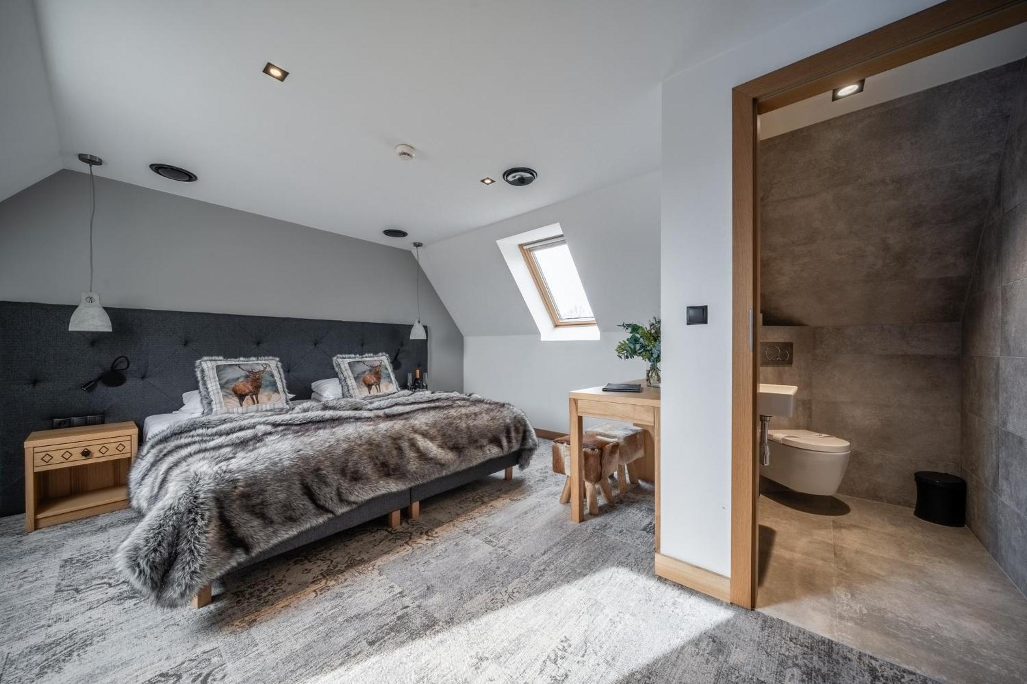 Litworowy Staw Aparthotel 3*